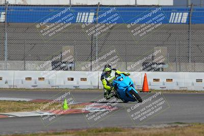 media/Nov-26-2022-Fastrack Riders (Sat) [[b001e85eef]]/Level 2/Session 3 Outside Turn 9/